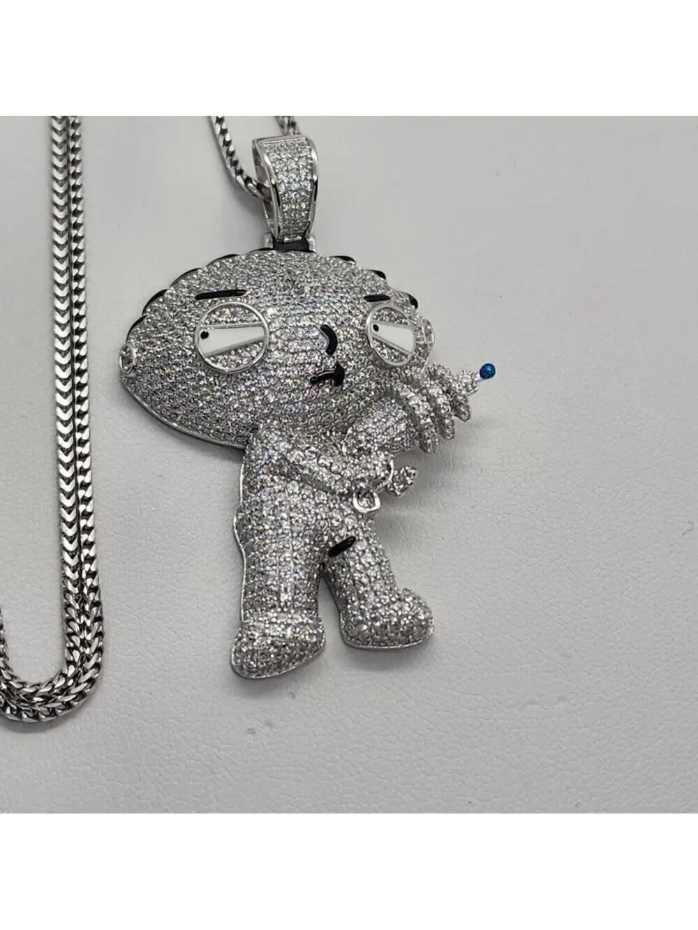 Brand New Sterling Silver 925 Stewie Necklace